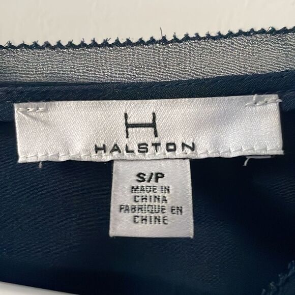 H by Halston Navy V-neck Short Sleeve Blouse - Picture 3 of 7